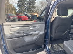 Used 2019  Ram 1500 4WD Crew Cab Big Horn&sol;Lone Star at City Wide Auto Credit near Toledo&comma; OH