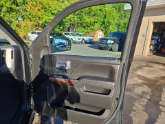 Used 2019  GMC Sierra 1500 Limited 4WD Double Cab SLE at City Wide Auto Credit near Toledo, OH