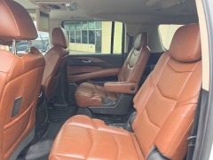 Used 2018  Cadillac Escalade ESV 4d SUV 4WD Premium Luxury at City Wide Auto Credit near Toledo&comma; OH