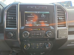 Used 2015  Ford F-150 4WD Supercrew XLT 5 1&sol;2 at City Wide Auto Credit near Toledo&comma; OH