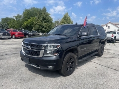 Used 2019  Chevrolet Suburban 4d SUV 4WD LT at City Wide Auto Credit near Toledo&comma; OH