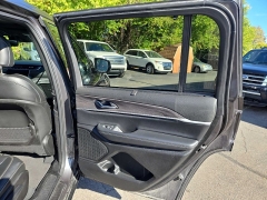 Used 2024  Jeep Grand Cherokee L Limited 4x4 at City Wide Auto Credit near Toledo, OH