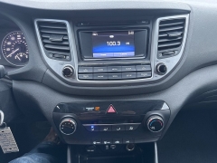 Used 2017  Hyundai Tucson 4d SUV AWD SE Plus at City Wide Auto Credit near Toledo&comma; OH