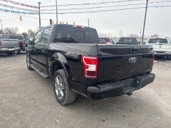 Used 2018  Ford F-150 4WD SuperCrew XLT 5 1&sol;2 at City Wide Auto Credit near Toledo&comma; OH