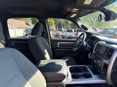 Used 2021  Ram 1500 Classic 4WD Warlock Crew Cab 5'7" Box at City Wide Auto Credit near Toledo&comma; OH