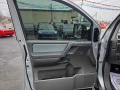 Used 2007  Nissan Titan 4WD King Cab XE Flex Fuel at City Wide Auto Credit near Toledo&comma; OH