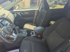 Used 2020  Nissan Rogue 4d SUV AWD SV at City Wide Auto Credit near Toledo&comma; OH