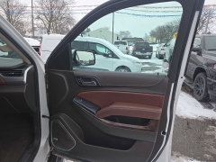 Used 2017  Chevrolet Suburban 4d SUV 4WD Premier at City Wide Auto Credit near Toledo&comma; OH