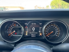 Used 2020  Jeep Gladiator Crew Cab Overland at City Wide Auto Credit near Toledo&comma; OH