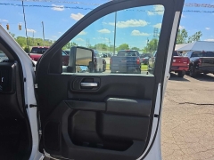 Used 2020  Chevrolet Silverado 2500 4WD Crew Cab Work Truck Gas at City Wide Auto Credit near Toledo&comma; OH