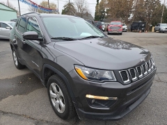 Used 2020  Jeep Compass 4d SUV 4WD Latitude at City Wide Auto Credit near Toledo, OH