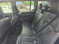 Used 2022  Jeep Grand Cherokee Limited 4x4 at City Wide Auto Credit near Toledo&comma; OH