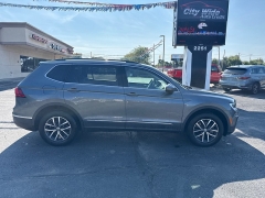 Used 2020  Volkswagen Tiguan 4d SUV SE at City Wide Auto Credit near Toledo, OH