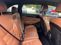 Used 2019  Kia Sorento 4d SUV AWD SXL at City Wide Auto Credit near Toledo&comma; OH