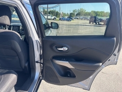 Used 2022  Jeep Cherokee X 4x4 at City Wide Auto Credit near Toledo&comma; OH