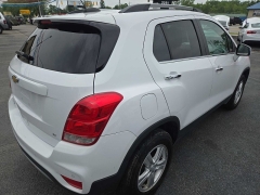 Used 2020  Chevrolet Trax 4d SUV AWD LT at City Wide Auto Credit near Toledo, OH