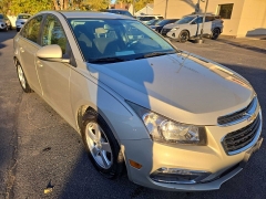 Used 2015  Chevrolet Cruze 4d Sedan LT w/1LT Auto at City Wide Auto Credit near Toledo, OH