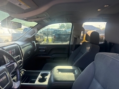 Used 2018  GMC Sierra 1500 4WD Double Cab SLE at City Wide Auto Credit near Toledo&comma; OH