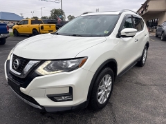 Used 2017  Nissan Rogue 4d SUV AWD SV at City Wide Auto Credit near Toledo&comma; OH