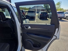 Used 2020  Jeep Grand Cherokee 4d SUV 4WD Laredo at City Wide Auto Credit near Toledo, OH