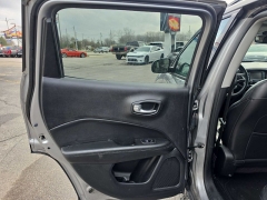 Used 2018  Jeep Compass 4d SUV FWD Latitude at City Wide Auto Credit near Toledo&comma; OH