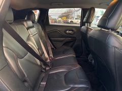 Used 2016  Jeep Cherokee 4d SUV 4WD Trailhawk V6 at City Wide Auto Credit near Toledo&comma; OH