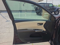 Used 2017  Toyota Avalon 4d Sedan Limited at City Wide Auto Credit near Toledo&comma; OH