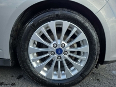 Used 2017  Ford C-MAX Hybrid 4d Hatchback SE at City Wide Auto Credit near Toledo, OH