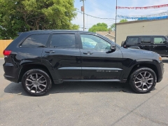 Used 2020  Jeep Grand Cherokee 4d SUV 4WD Overland V6 at City Wide Auto Credit near Toledo&comma; OH