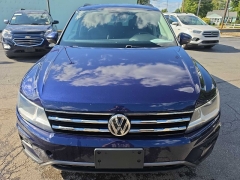 Used 2021  Volkswagen Tiguan 2&period;0T SE R-Line Black 4MOTION at City Wide Auto Credit near Toledo&comma; OH