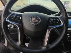 Used 2015  Cadillac XTS 4d Sedan Luxury AWD at City Wide Auto Credit near Toledo&comma; OH