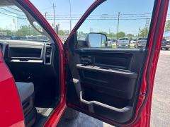 Used 2015  Ram 2500 4WD Crew Cab Tradesman at City Wide Auto Credit near Toledo&comma; OH