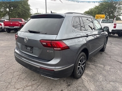 Used 2021  Volkswagen Tiguan 2&period;0T SEL 4MOTION at City Wide Auto Credit near Toledo&comma; OH
