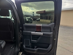 Used 2015  Ford F-150 4WD Supercrew Platinum 5 1&sol;2 at City Wide Auto Credit near Toledo&comma; OH