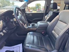 Used 2018  GMC Yukon 4d SUV 4WD Denali at City Wide Auto Credit near Toledo&comma; OH
