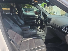 Used 2019  Jeep Grand Cherokee 4d SUV 4WD Overland V6 High Altitude at City Wide Auto Credit near Toledo&comma; OH