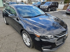 Used 2017  Chevrolet Malibu 4d Sedan LT at City Wide Auto Credit near Toledo&comma; OH