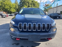 Used 2015  Jeep Cherokee 4d SUV 4WD Trailhawk at City Wide Auto Credit near Toledo, OH