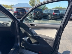Used 2020  Volkswagen Tiguan 4d SUV SE at City Wide Auto Credit near Toledo, OH