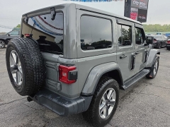 Used 2019  Jeep Wrangler Unlimited 4d SUV 4WD Sahara at City Wide Auto Credit near Toledo&comma; OH