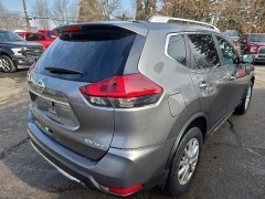 Used 2018  Nissan Rogue 4d SUV AWD SV at City Wide Auto Credit near Toledo&comma; OH