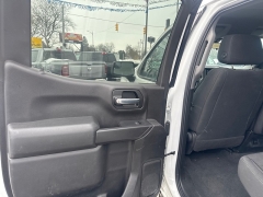 Used 2020  Chevrolet Silverado 1500 4WD Crew Cab Custom at City Wide Auto Credit near Toledo&comma; OH