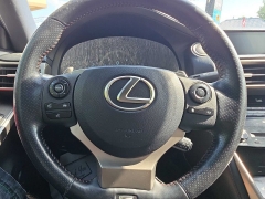 Used 2014  Lexus IS 350 4dr Sdn RWD at City Wide Auto Credit near Toledo&comma; OH