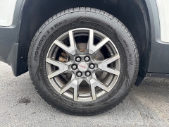 Used 2020  GMC Acadia 4d SUV AWD SLE V6 at City Wide Auto Credit near Toledo, OH