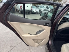 Used 2013  Kia Optima 4d Sedan LX at City Wide Auto Credit near Toledo&comma; OH