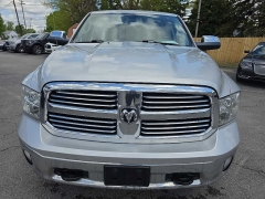 Used 2017  Ram 1500 4WD Crew Cab Big Horn at City Wide Auto Credit near Toledo&comma; OH