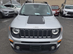 Used 2019  Jeep Renegade 4d SUV 4WD Latitude at City Wide Auto Credit near Toledo&comma; OH