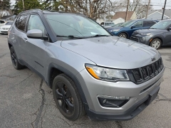 Used 2018  Jeep Compass 4d SUV FWD Latitude at City Wide Auto Credit near Toledo&comma; OH