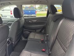 Used 2017  Nissan Rogue 4d SUV AWD SV at City Wide Auto Credit near Toledo&comma; OH
