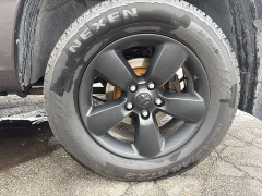 Used 2019  Ram 1500 Classic 4WD Crew Cab Express at City Wide Auto Credit near Toledo&comma; OH